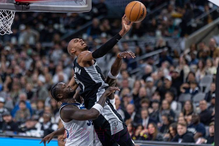 文班亚马39+9爱德华兹空砍55分 马刺险胜森林狼